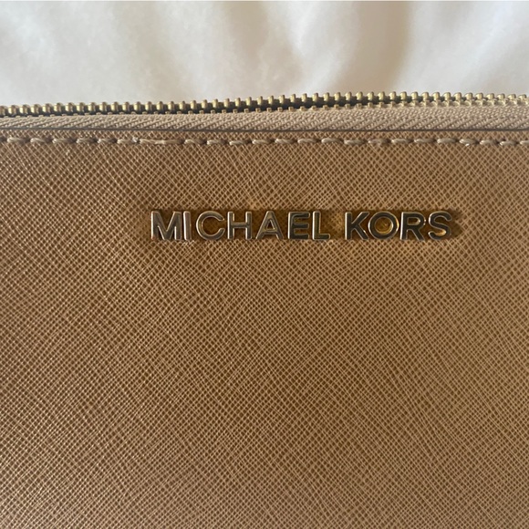 Michael Kors Leather Wallet - Picture 2 of 6